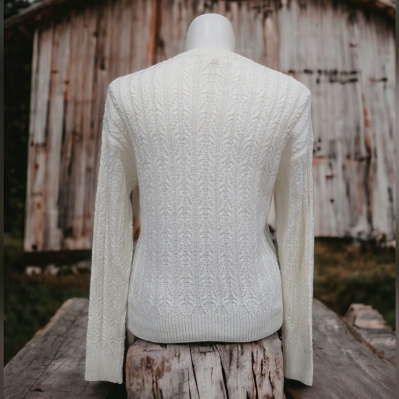 Retrology Pearl Front Cable Knit Sweater Size M Cream Relaxed Fit - Picture 2 of 14